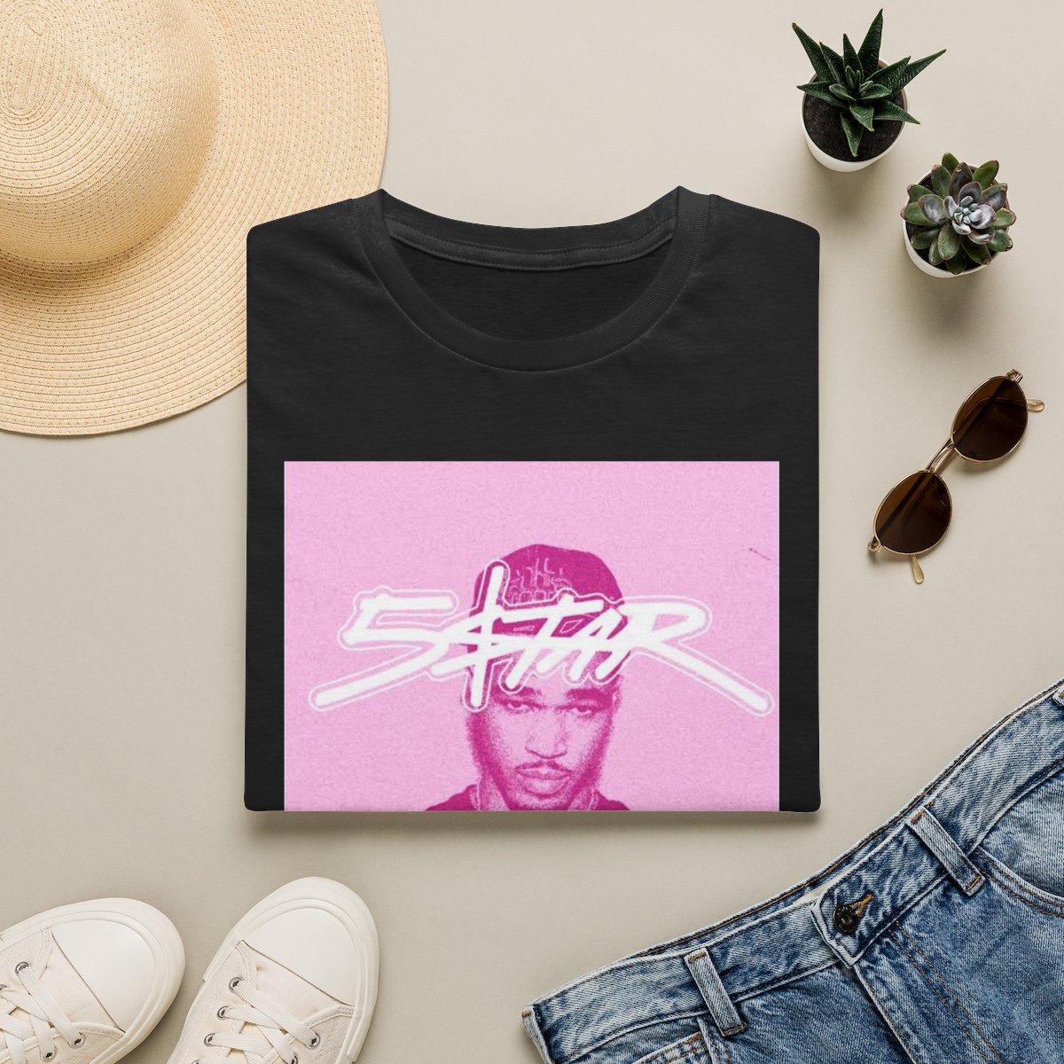 Star Graphic Portrait T-Shirt | Pink Retro Photo Print | Plaqueboymax